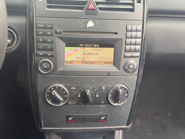 Mercedes-benz a-klasse 150 classic , j-899-zv - afbeelding 5 van  13