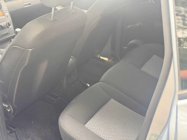 Mercedes-benz a-klasse 150 classic , j-899-zv - afbeelding 13 van  13