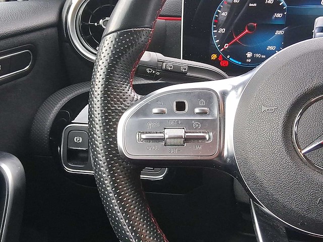 Mercedes-benz a-klasse 160 business sol amg 2020 | h-504-kh - afbeelding 11 van  32