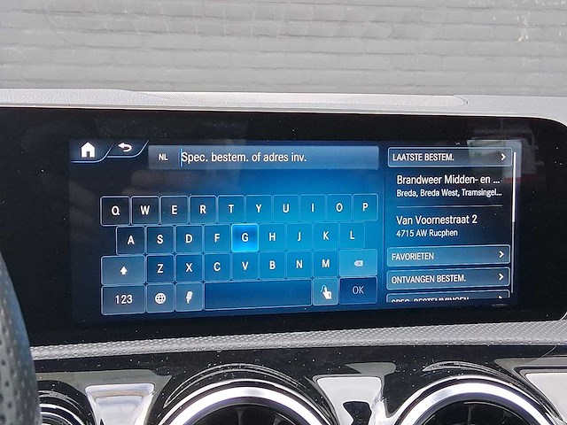 Mercedes-benz a-klasse 160 business sol amg 2020 | h-504-kh - afbeelding 16 van  32