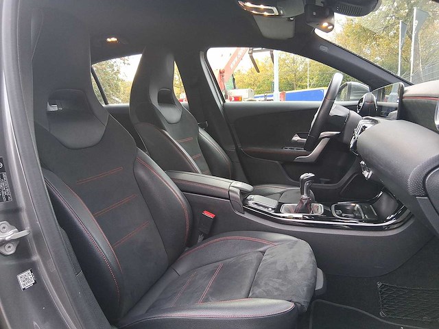 Mercedes-benz a-klasse 160 business sol amg 2020 | h-504-kh - afbeelding 24 van  32