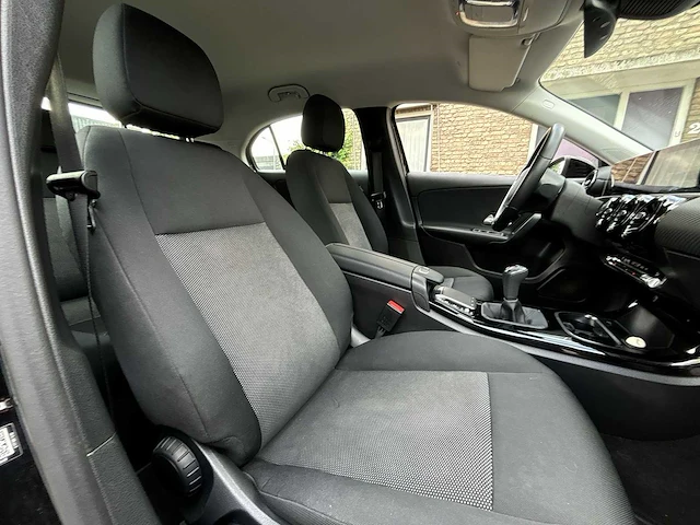 Mercedes-benz a-klasse 160 business solution | j-433-br - afbeelding 18 van  27
