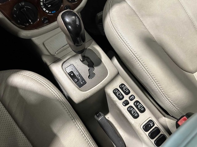 Mercedes-benz a-klasse 160 elegance automaat 08-jf-hn - afbeelding 8 van  19