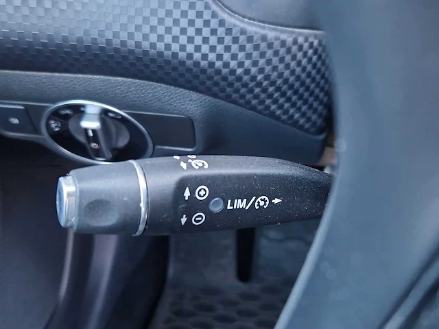 Mercedes-benz a-klasse 160 prestige car 2016 | n-695-jg - afbeelding 5 van  25