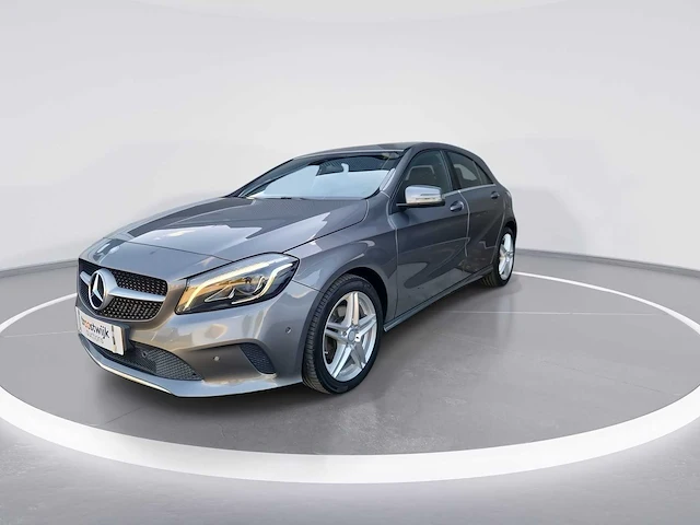 Mercedes-benz a-klasse 160 prestige car 2016 | n-695-jg - afbeelding 1 van  25