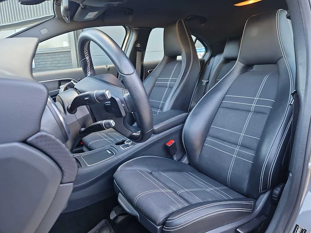Mercedes-benz a-klasse 160 prestige car 2016 | n-695-jg - afbeelding 25 van  25