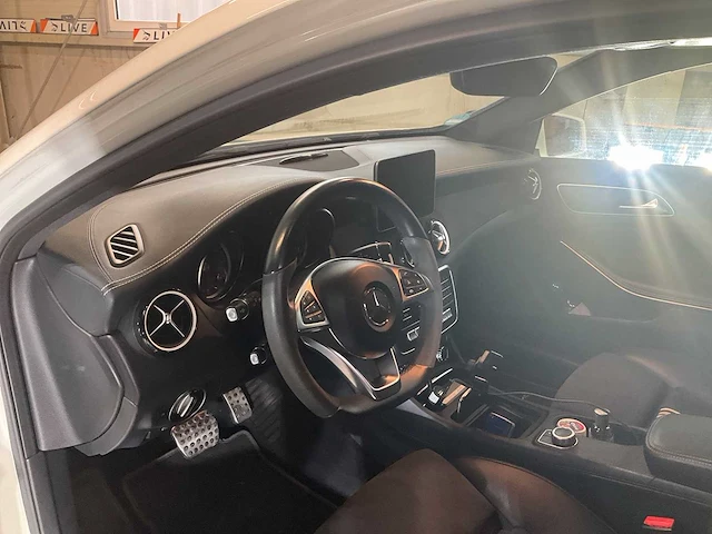 Mercedes-benz a-klasse 180 ambition - 2018 | 77-42-84 - afbeelding 26 van  32