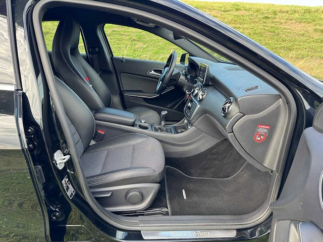 Mercedes-benz a-klasse 180 amg 19'' ambition n-719-jn - afbeelding 30 van  32
