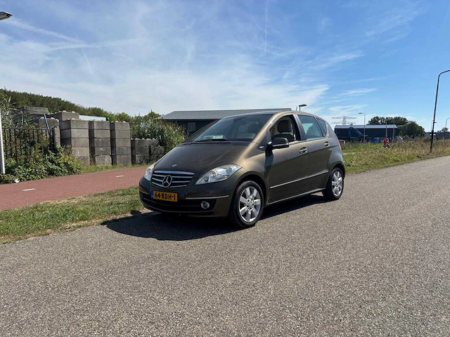 Mercedes-benz a-klasse 180 blueefficiency elegance 2009 | 64-kdh-1 i - afbeelding 1 van  14