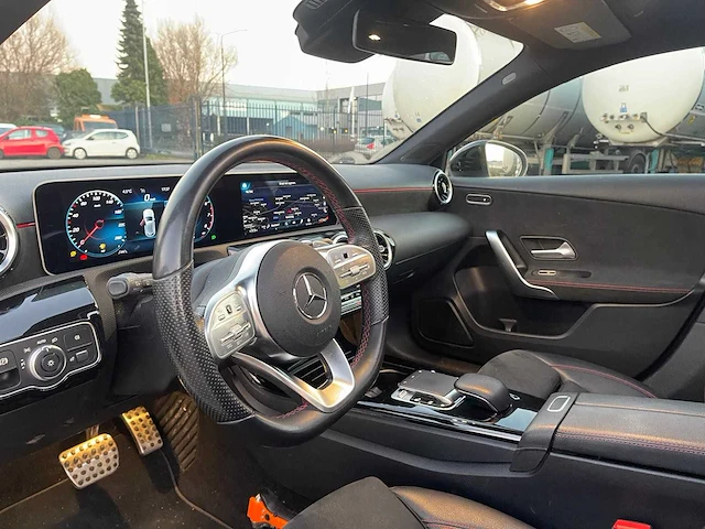 Mercedes-benz a-klasse 180 business solution amg - 2019 | g-520-sb - afbeelding 3 van  28