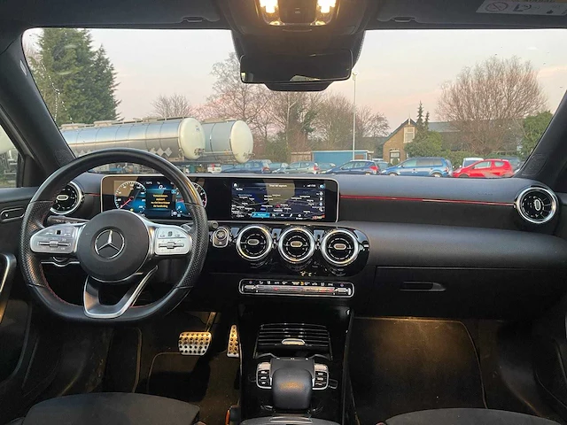 Mercedes-benz a-klasse 180 business solution amg - 2019 | g-520-sb - afbeelding 17 van  28