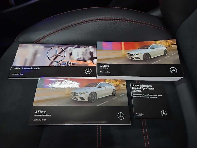 Mercedes-benz a-klasse 180 business solution amg 2022 | p-895-tp - afbeelding 24 van  26