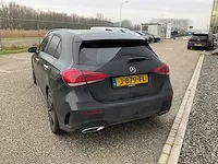 Mercedes-benz a-klasse 180 business solution amg automaat 2020 panoramadak 17" inch virtual cockpit, j-879-fl - afbeelding 26 van  30