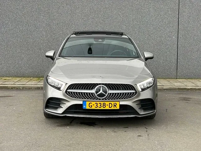 Mercedes-benz a-klasse 180 business solution amg | g-338-dr - afbeelding 25 van  34