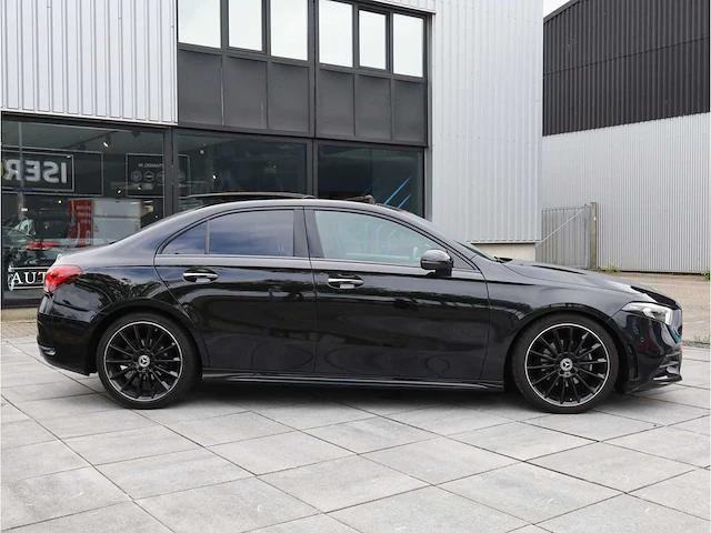 Mercedes-benz a-klasse 180 d business solution amg automaat 2019 j-915-th - afbeelding 26 van  29