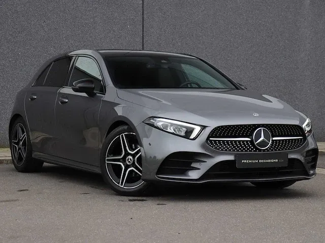 Mercedes-benz a-klasse 180 d business solution amg | xf-952-n - afbeelding 34 van  39