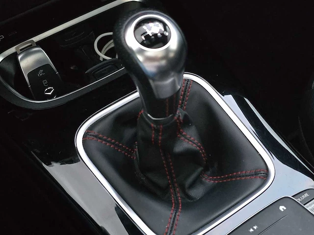 Mercedes-benz a-klasse 180 d premium plus 2022 | n-916-tr - afbeelding 17 van  28