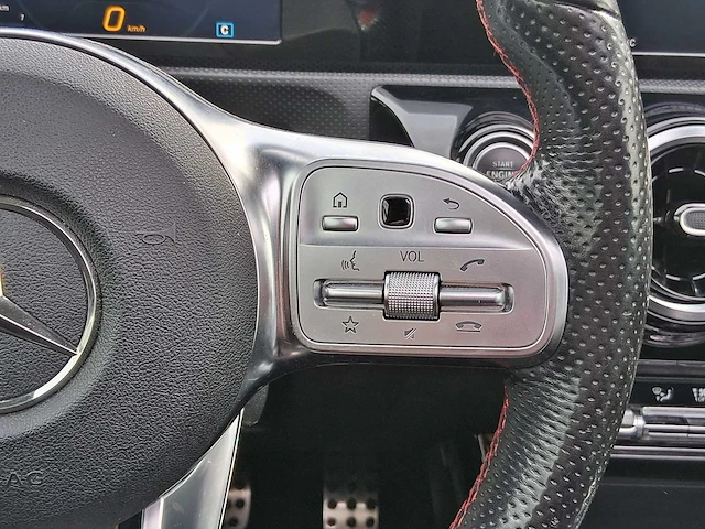 Mercedes-benz a-klasse 180 premium plus 2019 | glr-83-r - afbeelding 10 van  40