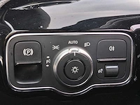 Mercedes-benz a-klasse 180 premium plus 2019 | glr-83-r - afbeelding 11 van  40