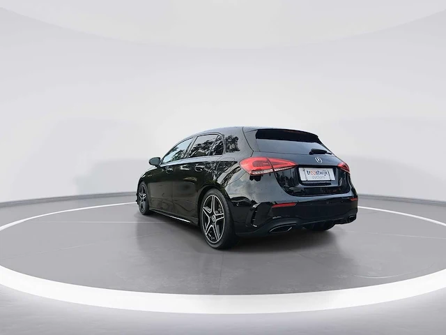Mercedes-benz a-klasse 180 premium plus 2019 | glr-83-r - afbeelding 37 van  40
