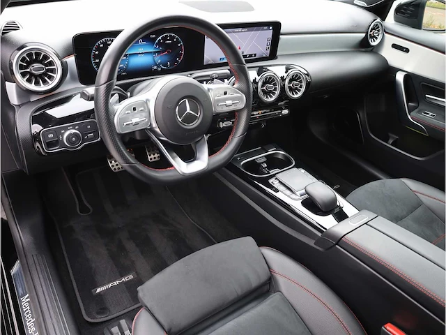 Mercedes-benz a-klasse 200 amg line automaat 2022 fabrieksgarantie - afbeelding 3 van  33