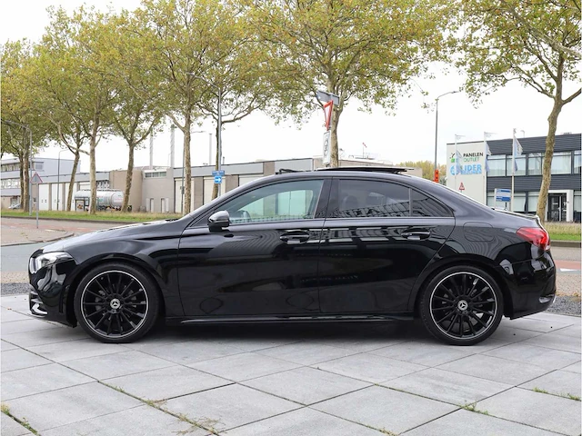 Mercedes-benz a-klasse 200 amg line automaat 2022 fabrieksgarantie - afbeelding 12 van  33