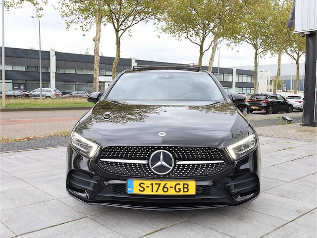 Mercedes-benz a-klasse 200 amg line automaat 2022 fabrieksgarantie - afbeelding 32 van  33