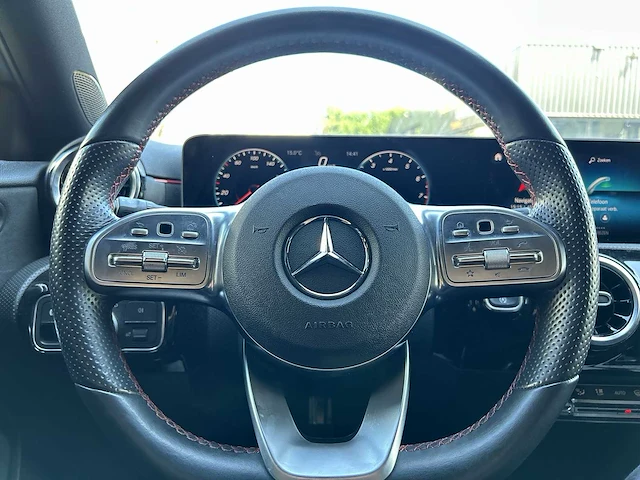 Mercedes-benz a-klasse 200 business solution amg | tp-857-n - afbeelding 14 van  26