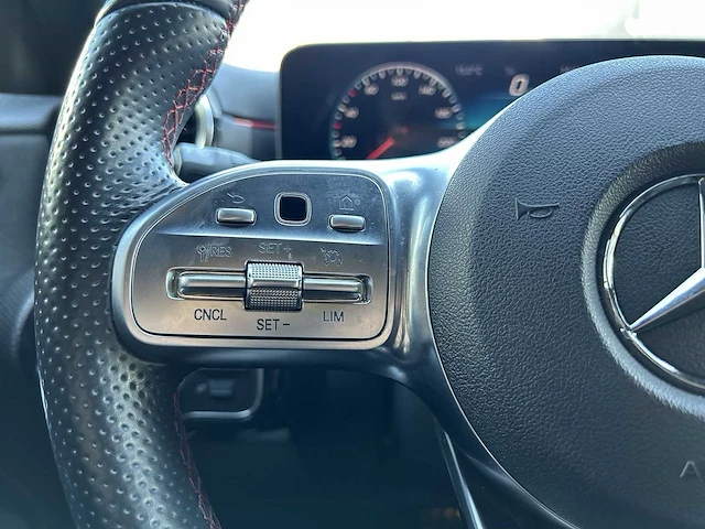 Mercedes-benz a-klasse 200 business solution amg | tp-857-n - afbeelding 15 van  26