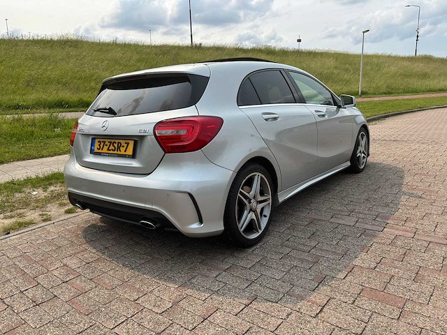 Mercedes-benz a-klasse 200 cdi ambition 2013 | 37-zsr-7 i - afbeelding 11 van  15
