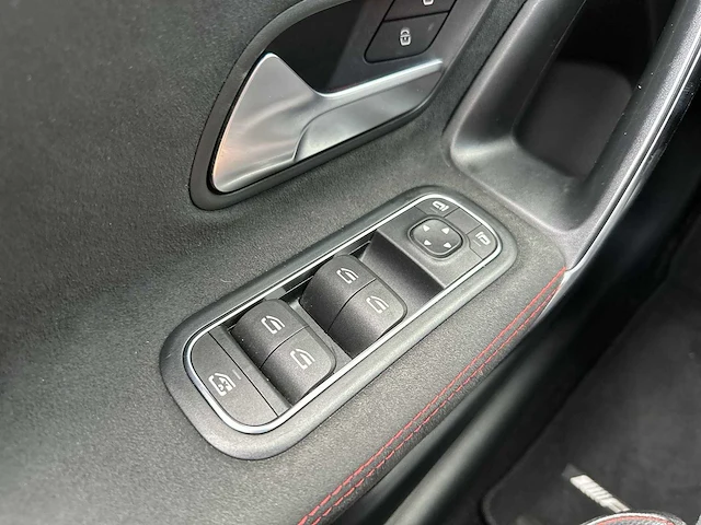 Mercedes-benz a-klasse 200 launch edition premium | l-216-tl - afbeelding 7 van  31
