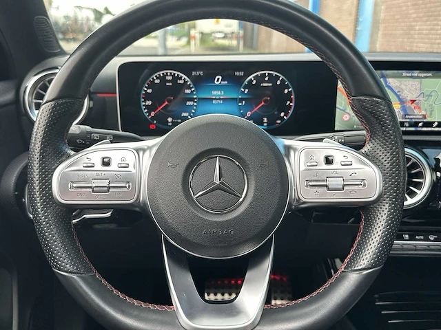 Mercedes-benz a-klasse 200 launch edition premium | l-216-tl - afbeelding 10 van  31