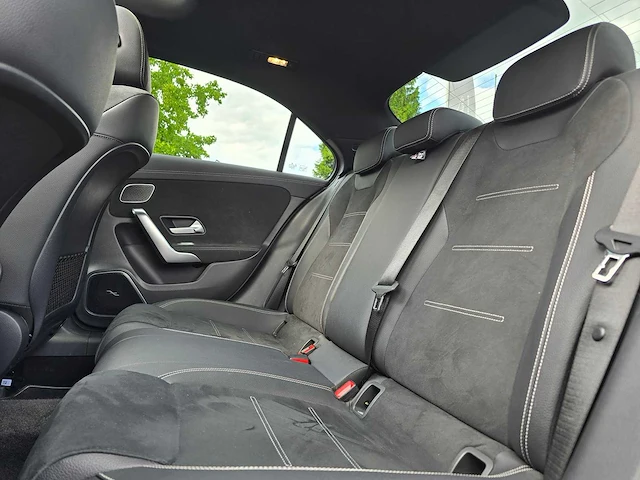Mercedes-benz a-klasse 250 e premium plus 2021 | t-092-gr - afbeelding 30 van  36