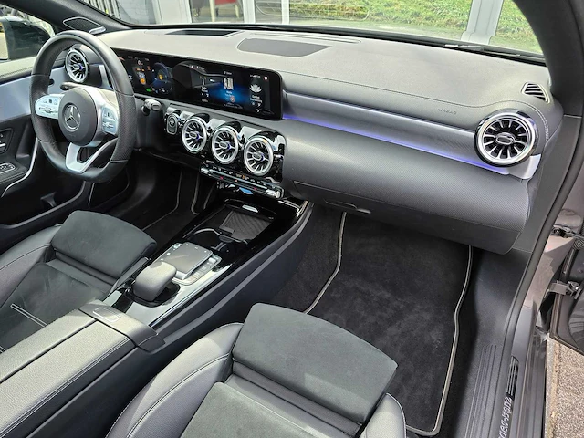 Mercedes-benz a-klasse 250 e premium plus 2021 | t-092-gr - afbeelding 32 van  36