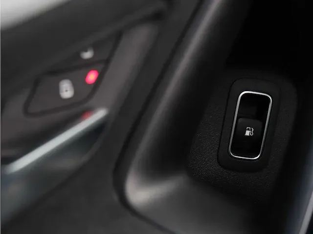Mercedes-benz a-klasse 250 e premium | t-036-zv - afbeelding 18 van  52