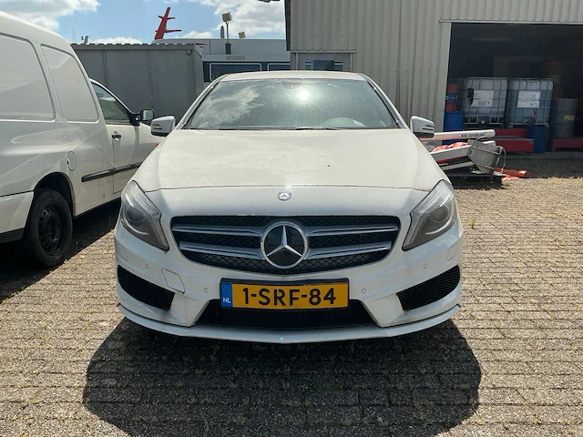 Mercedes-benz a-klasse personenauto (1-srf-84) - afbeelding 8 van  15
