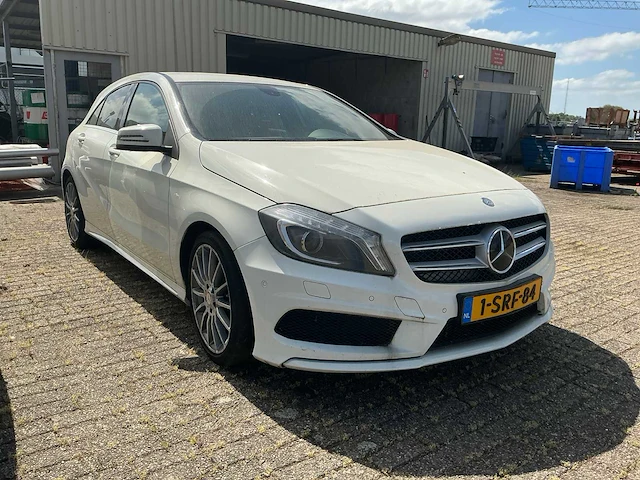 Mercedes-benz a-klasse personenauto (1-srf-84) - afbeelding 9 van  15