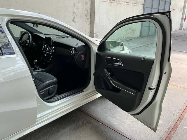 Mercedes-benz a-klasse personenauto (4-slg-38) - afbeelding 6 van  25