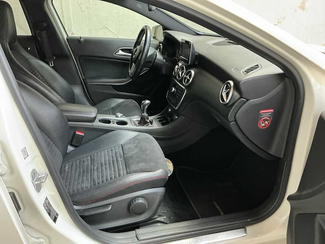 Mercedes-benz a-klasse personenauto (4-slg-38) - afbeelding 7 van  25