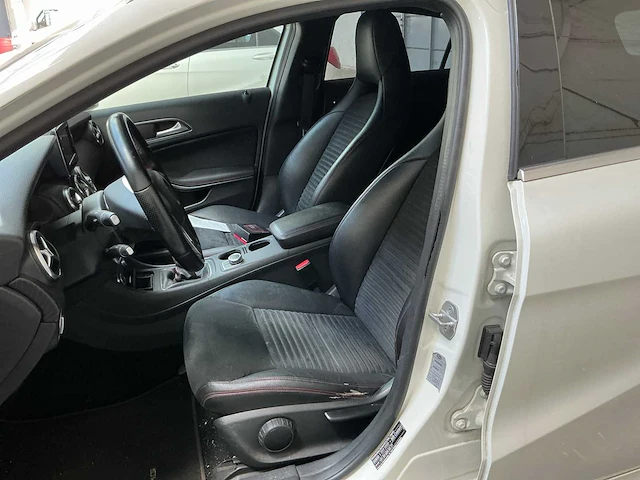 Mercedes-benz a-klasse personenauto (4-slg-38) - afbeelding 23 van  25
