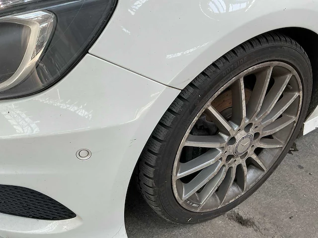 Mercedes-benz a-klasse personenauto (5-tjl-38) - afbeelding 10 van  24