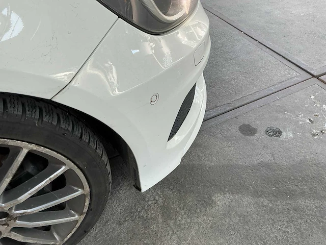 Mercedes-benz a-klasse personenauto (5-tjl-38) - afbeelding 11 van  24