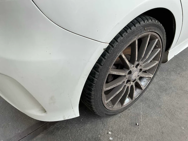 Mercedes-benz a-klasse personenauto (5-tjl-38) - afbeelding 13 van  24