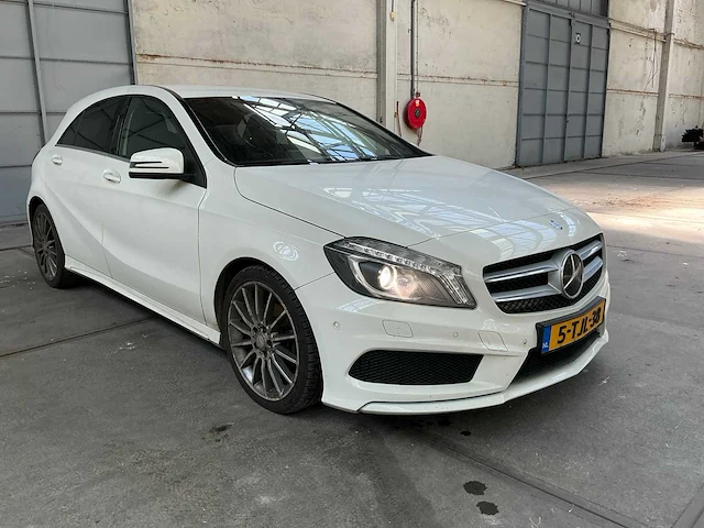 Mercedes-benz a-klasse personenauto (5-tjl-38) - afbeelding 18 van  24
