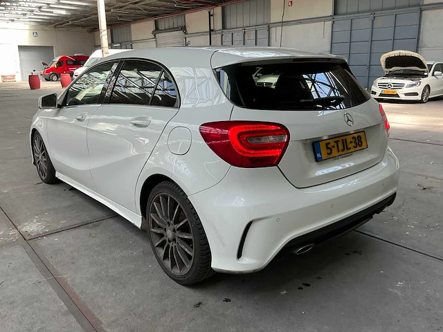 Mercedes-benz a-klasse personenauto (5-tjl-38) - afbeelding 20 van  24