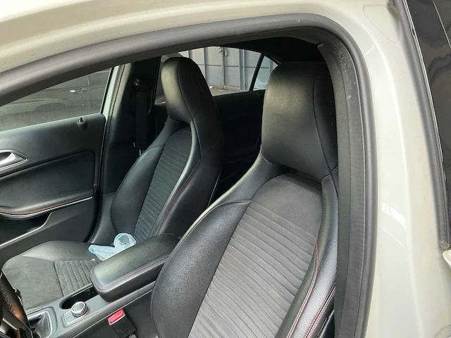 Mercedes-benz a-klasse personenauto (6-sts-62) - afbeelding 5 van  26