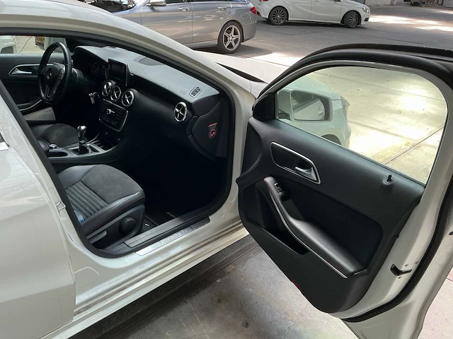 Mercedes-benz a-klasse personenauto (6-sts-62) - afbeelding 6 van  26