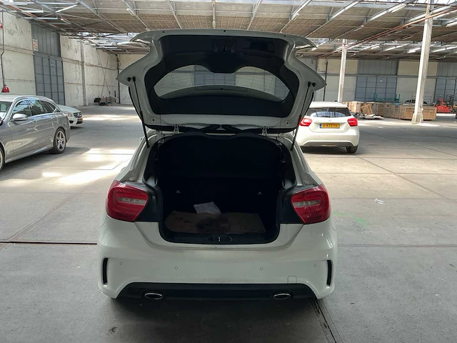 Mercedes-benz a-klasse personenauto (6-sts-62) - afbeelding 10 van  26