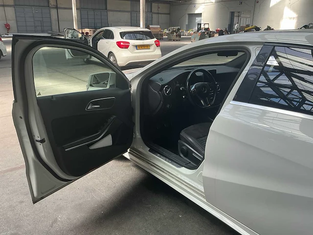 Mercedes-benz a-klasse personenauto (6-sts-62) - afbeelding 23 van  26