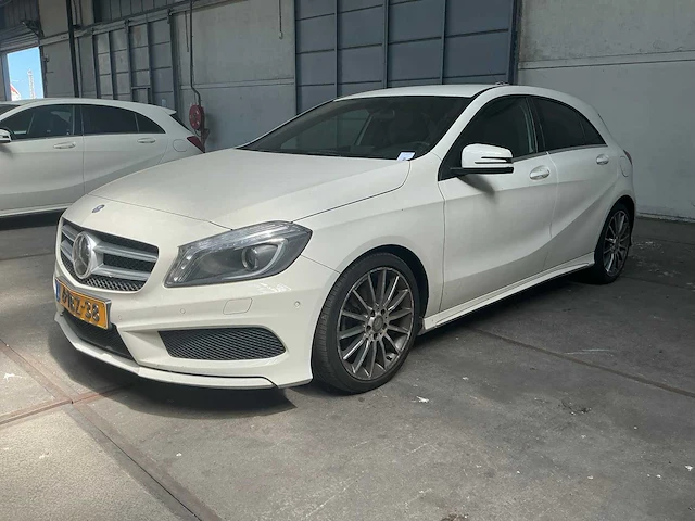 Mercedes-benz a-klasse personenauto (6-tbz-38) - afbeelding 1 van  22